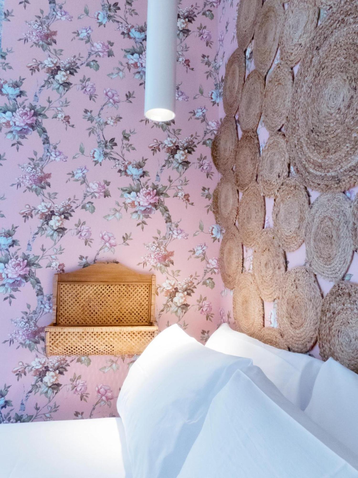 Christine Boutique Hotel El Barraco Екстериор снимка