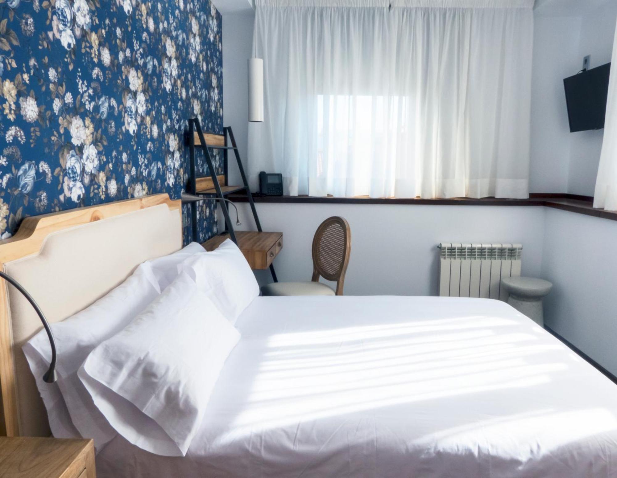 Christine Boutique Hotel El Barraco Екстериор снимка