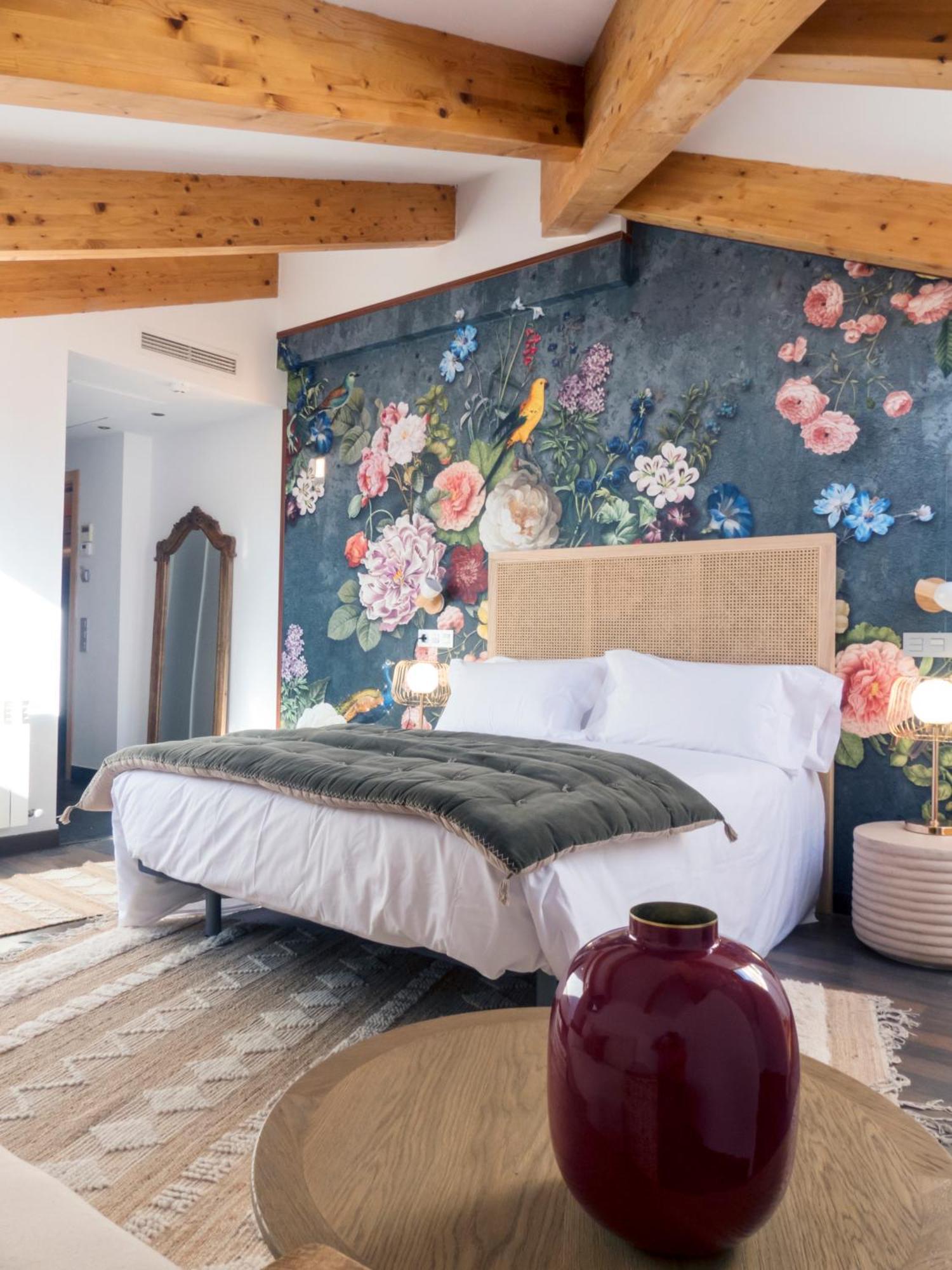 Christine Boutique Hotel El Barraco Екстериор снимка