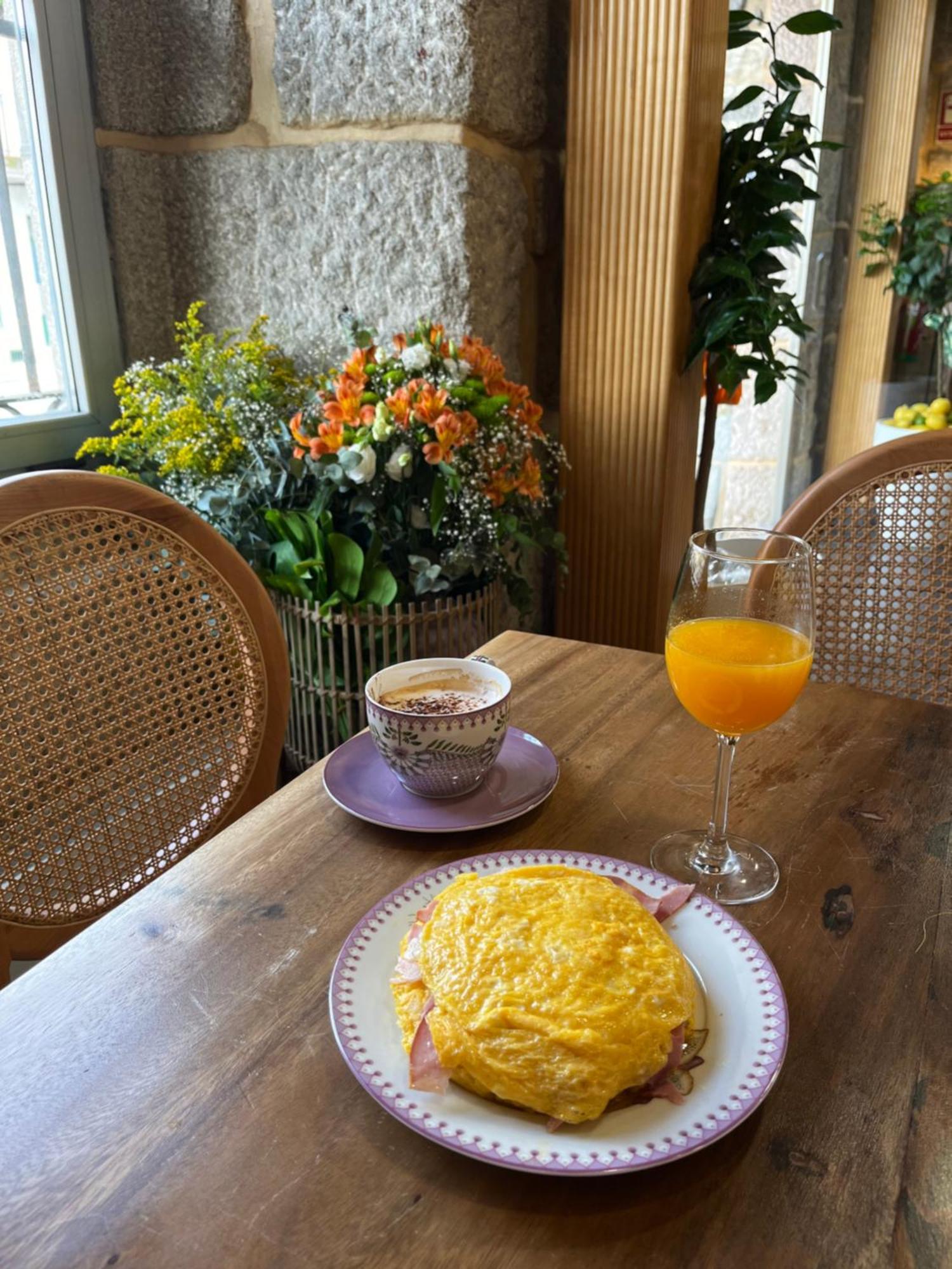 Christine Boutique Hotel El Barraco Екстериор снимка